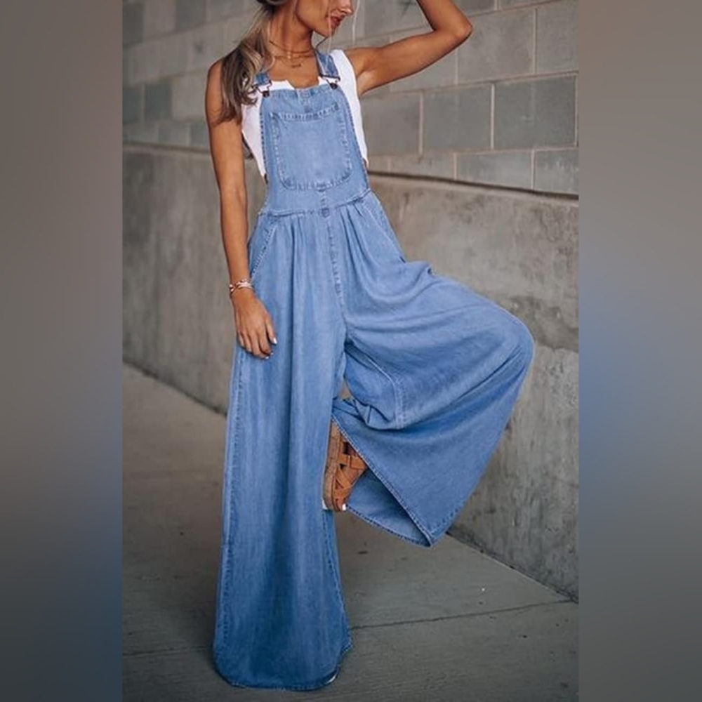 Stylish Wid Leg Blue Denim Overalls Size S / XXL (New /Unworn)